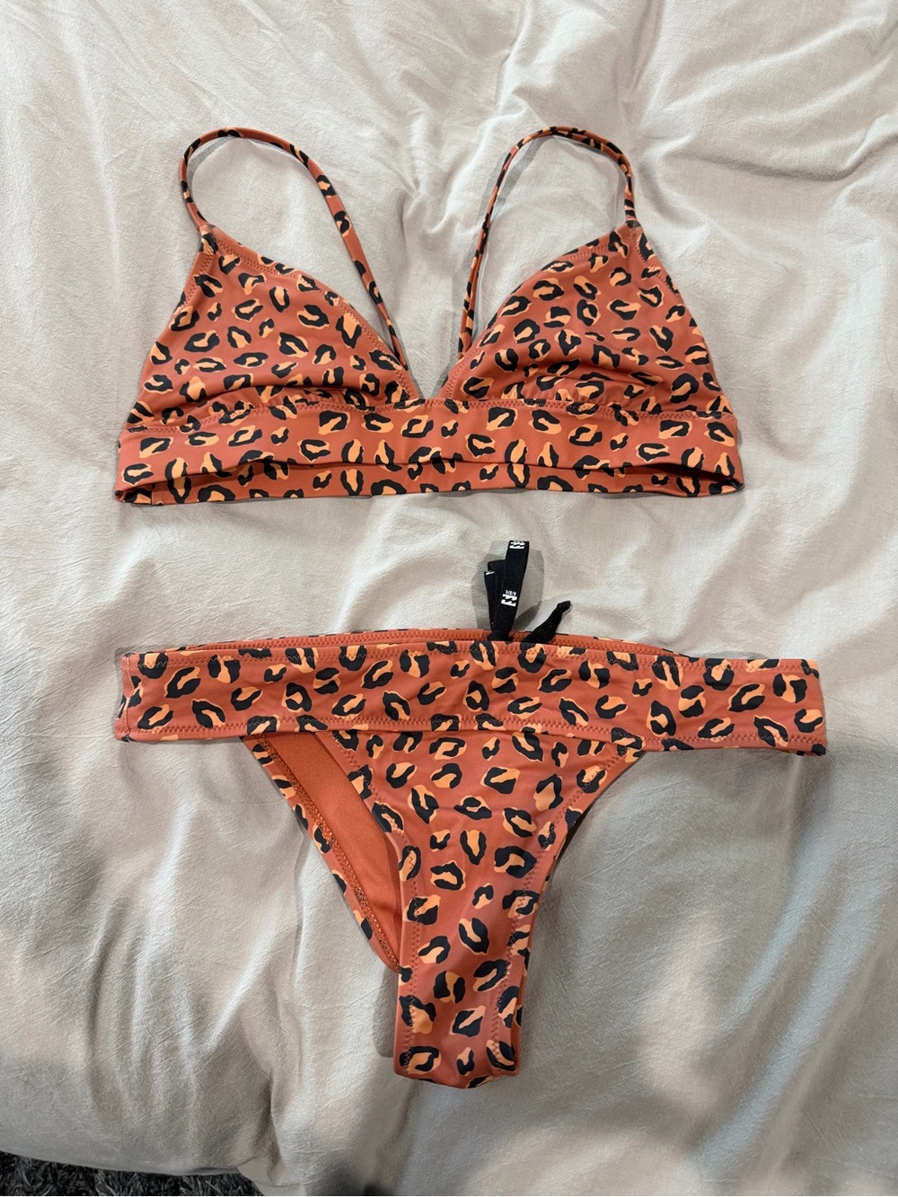 BILLABONG Women’s Orange Leopard Print Bikini Set